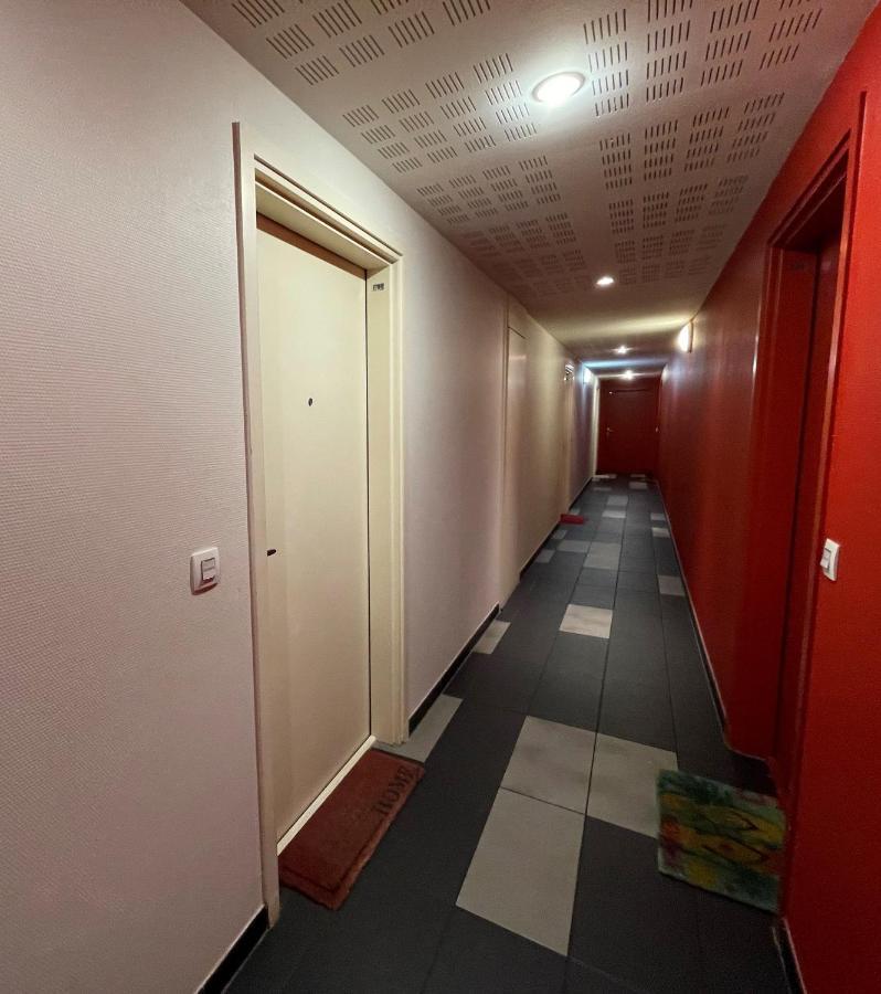 The Barbots Apartment *
